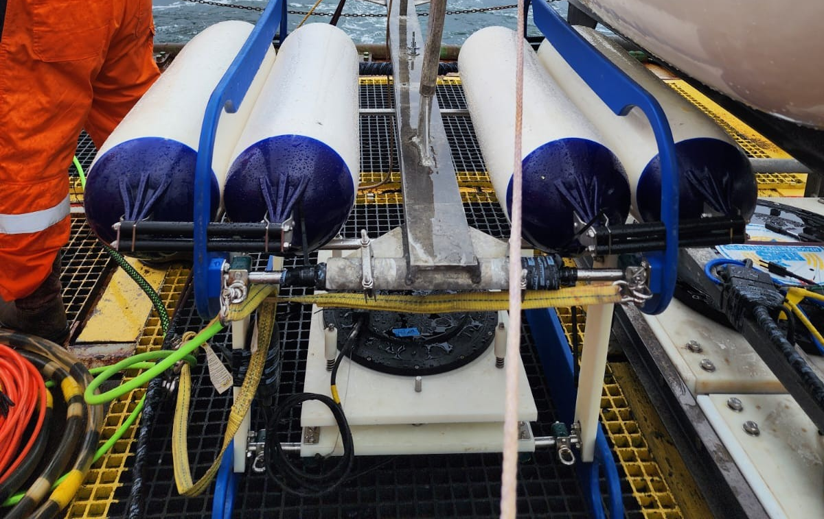 AquaStack Acoustic Multi-Spectrum Source - Geo-matching