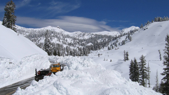 those-are-large-trucks-next-to-the-15-foot-snowdrifts-found-here-500-feet-beyond-the-southwest-parking-area.jpg