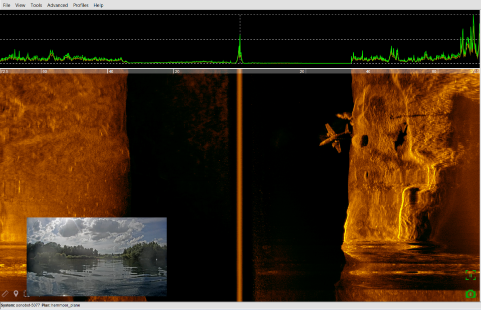 3 Side-scan sonar image of the sunken airplane in the Kreidesee Lake.png